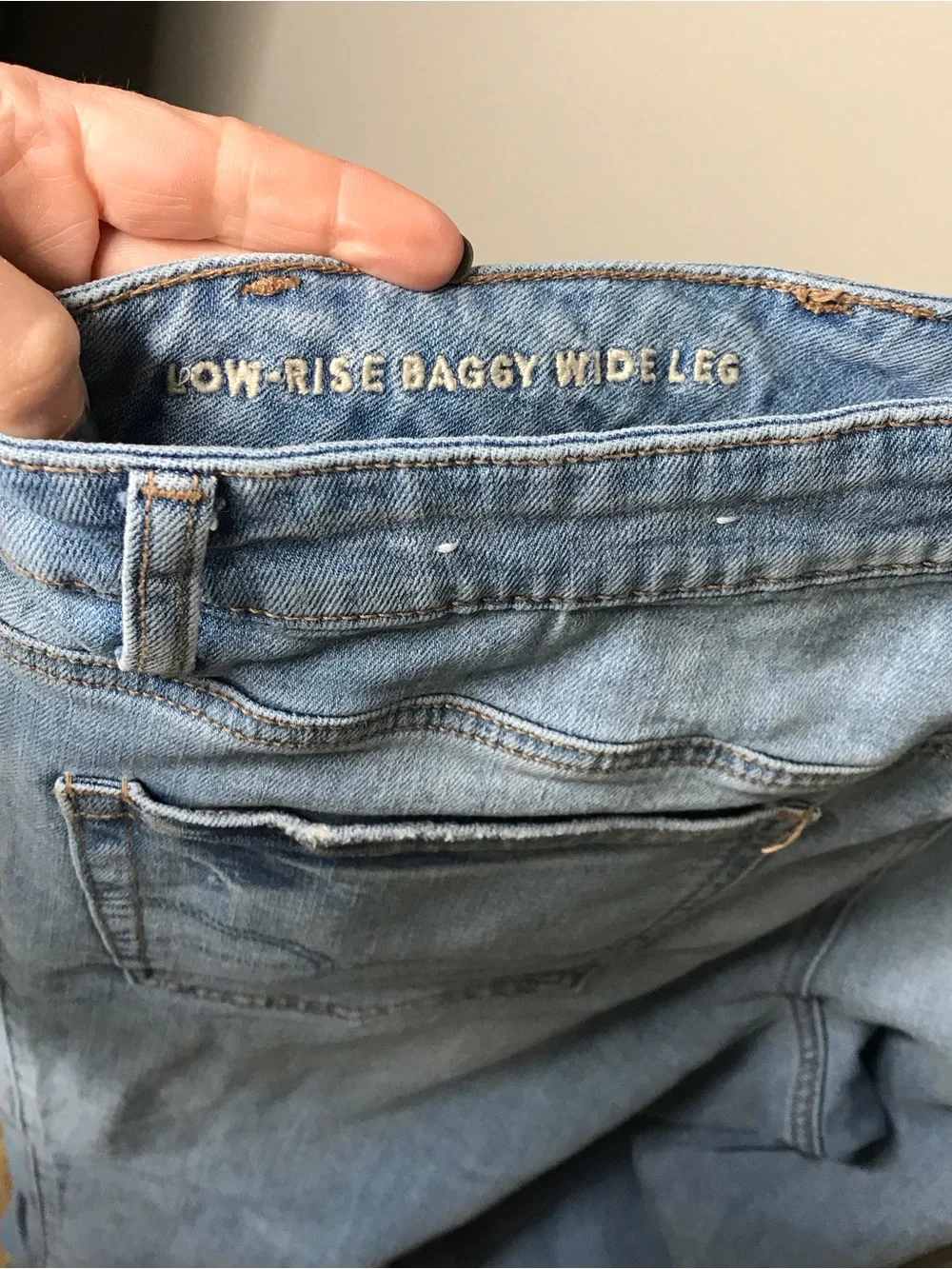 American Eagle Low Rise Baggy Wide Leg Jeans Women’s Size 12 - Picture 6 of 7